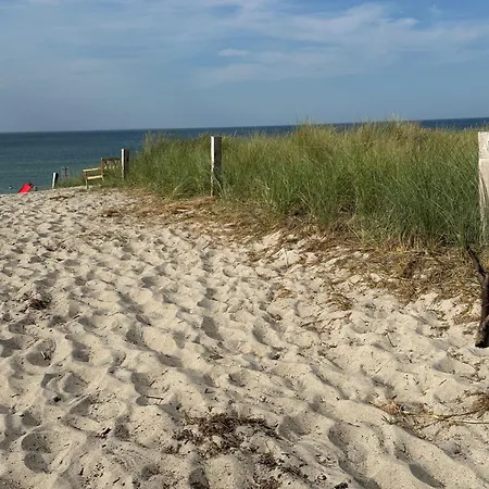 Familiengefuehrtes 50m Von Der Ostsee Apartment Dierhagen